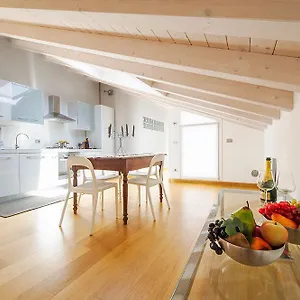  Apartment 23 Italy
